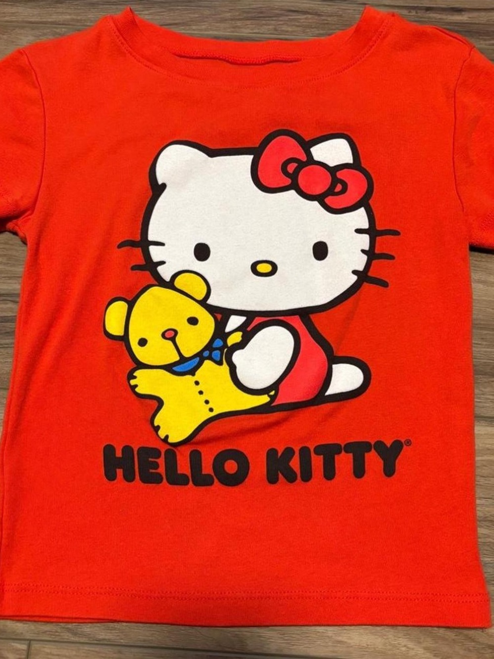 Hello Kitty by Sanrio women’s red graphic baby tee size XS